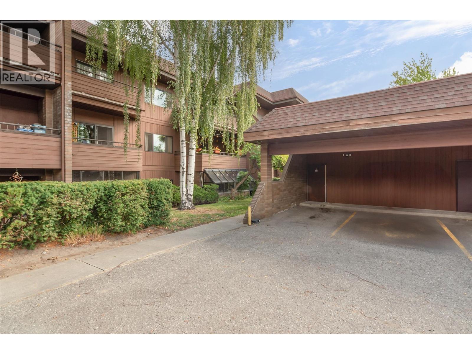 983 Bernard Avenue Unit# 206