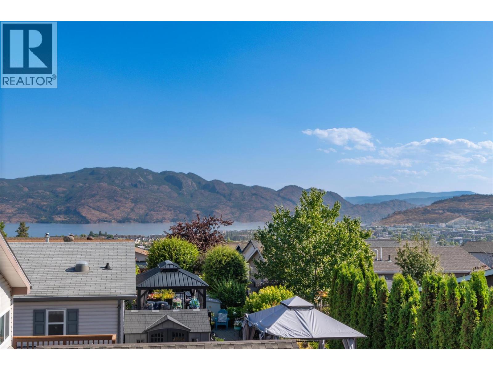 2440 Old Okanagan Highway Unit# 1304