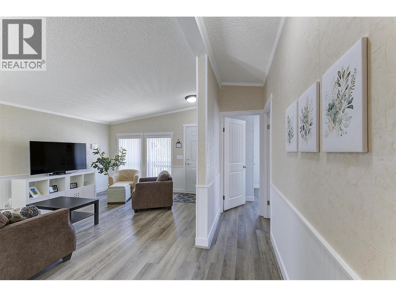 2440 Old Okanagan Highway Unit# 1304