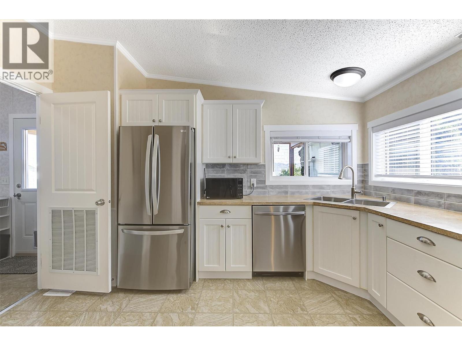 2440 Old Okanagan Highway Unit# 1304