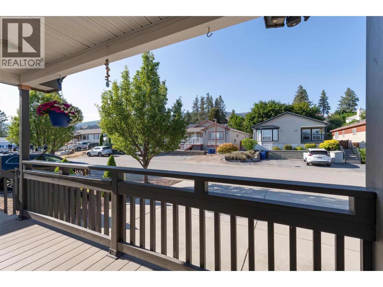 2440 Old Okanagan Highway Unit# 1304
