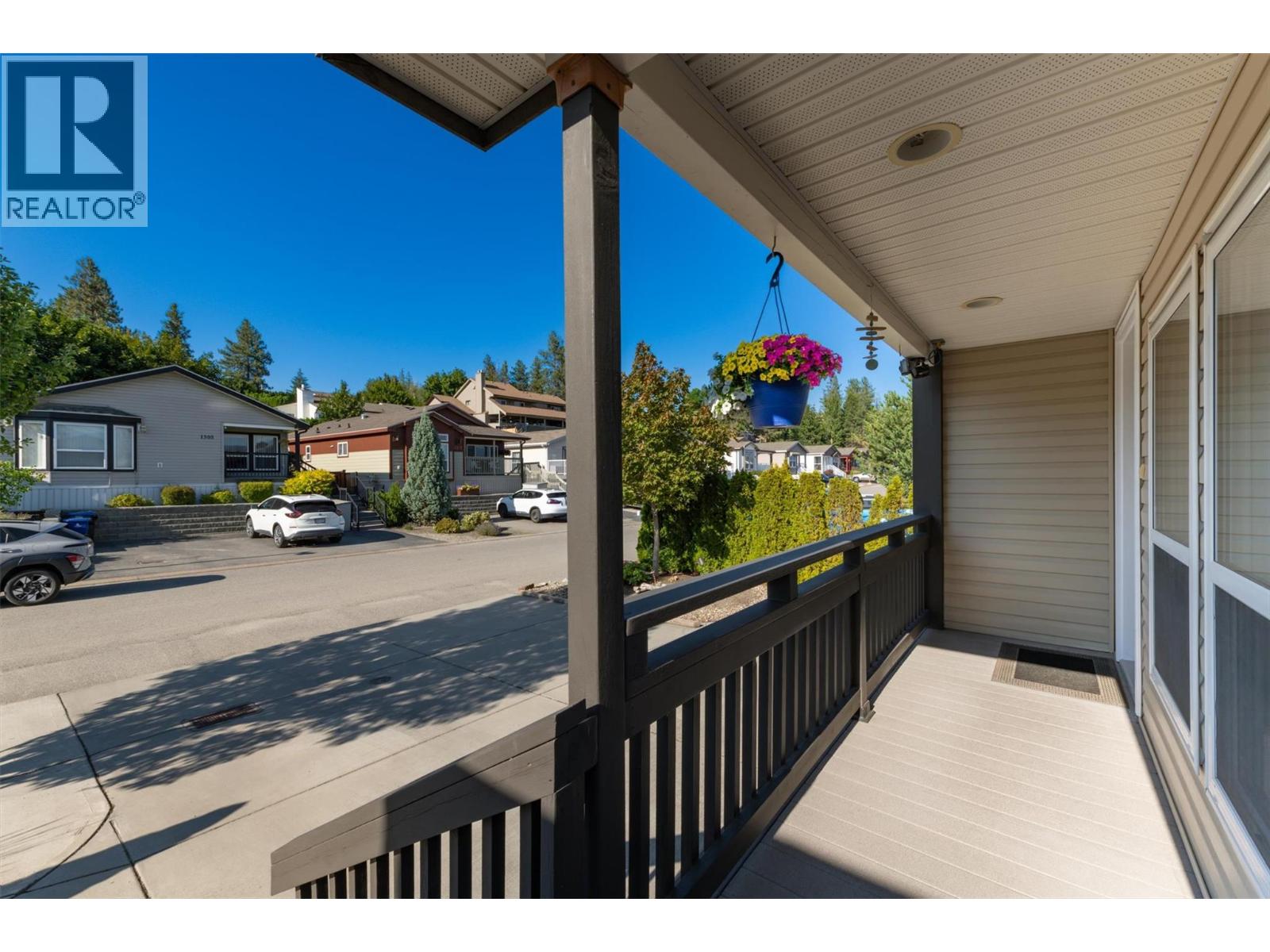 2440 Old Okanagan Highway Unit# 1304