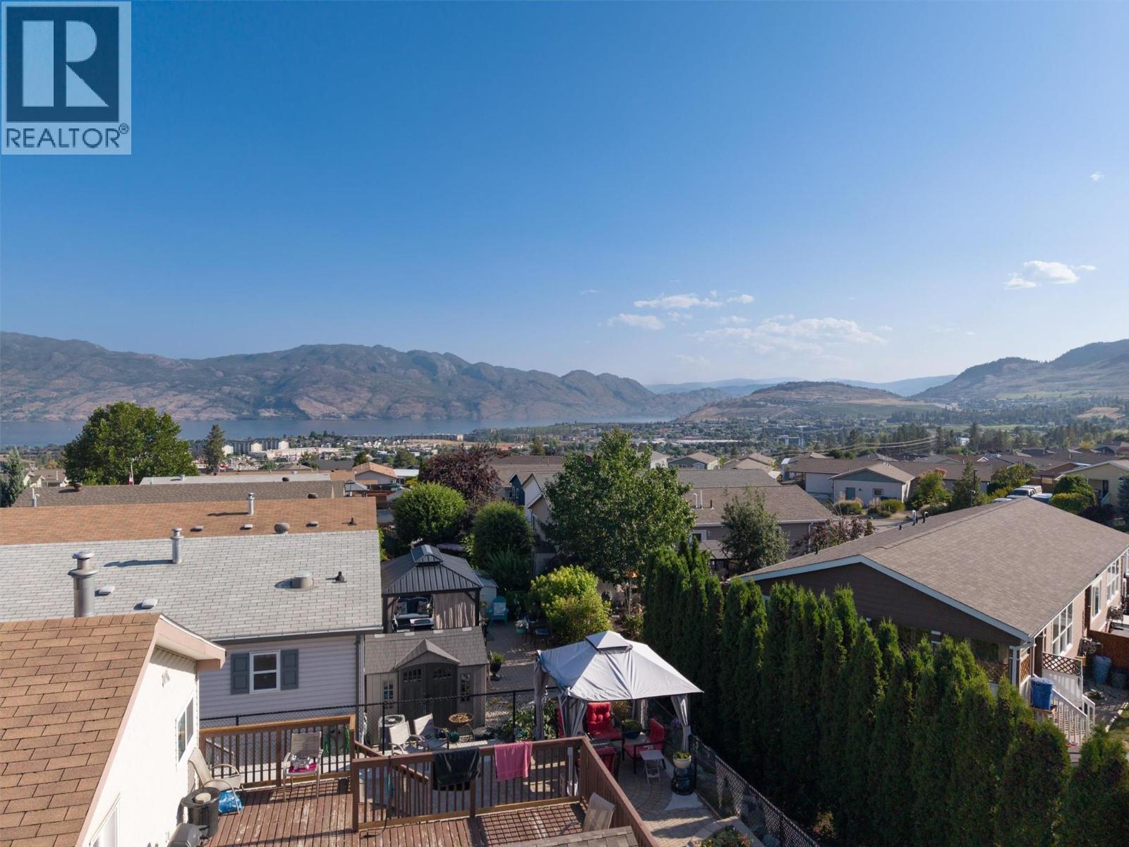2440 Old Okanagan Highway Unit# 1304
