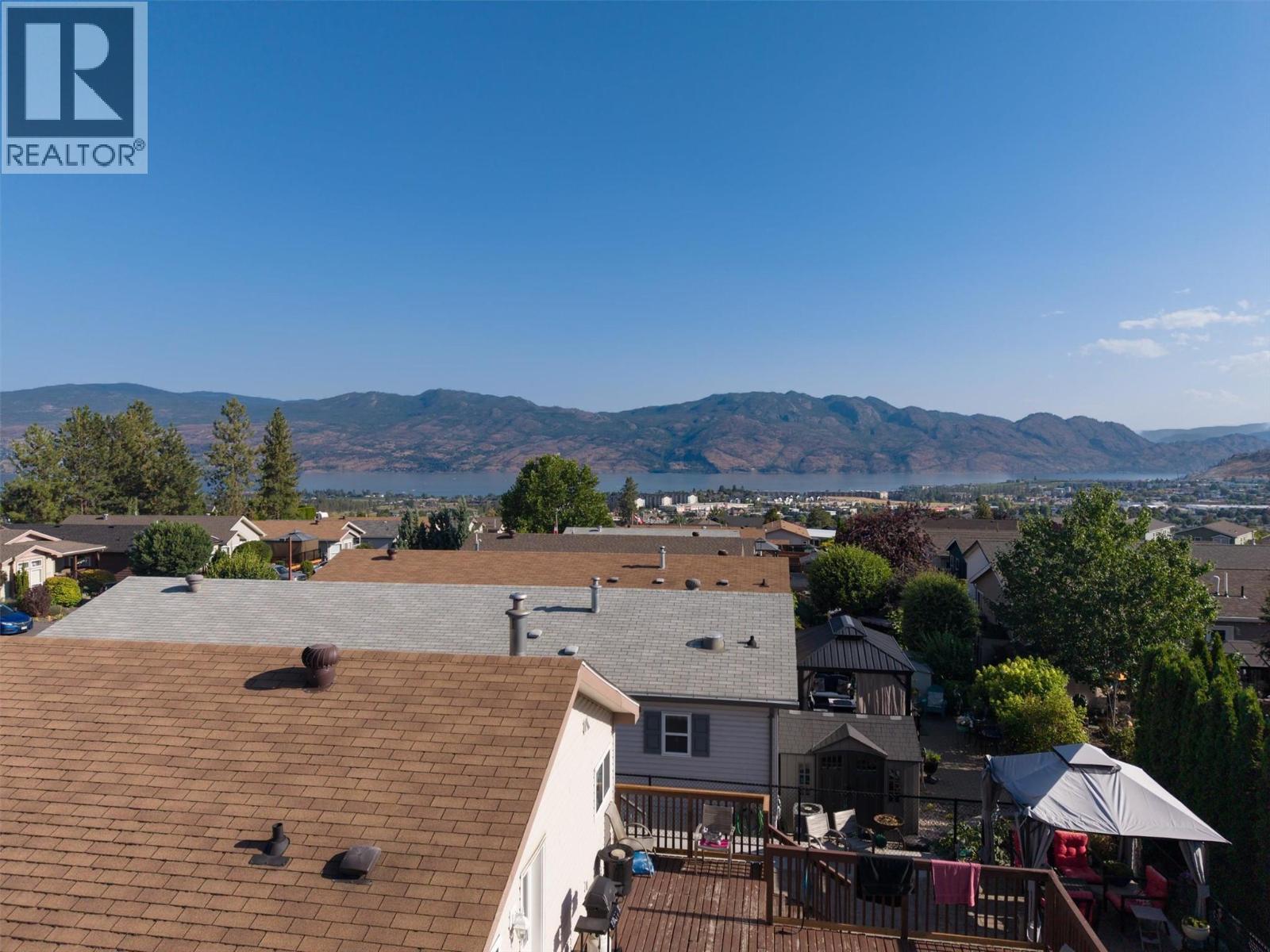 2440 Old Okanagan Highway Unit# 1304