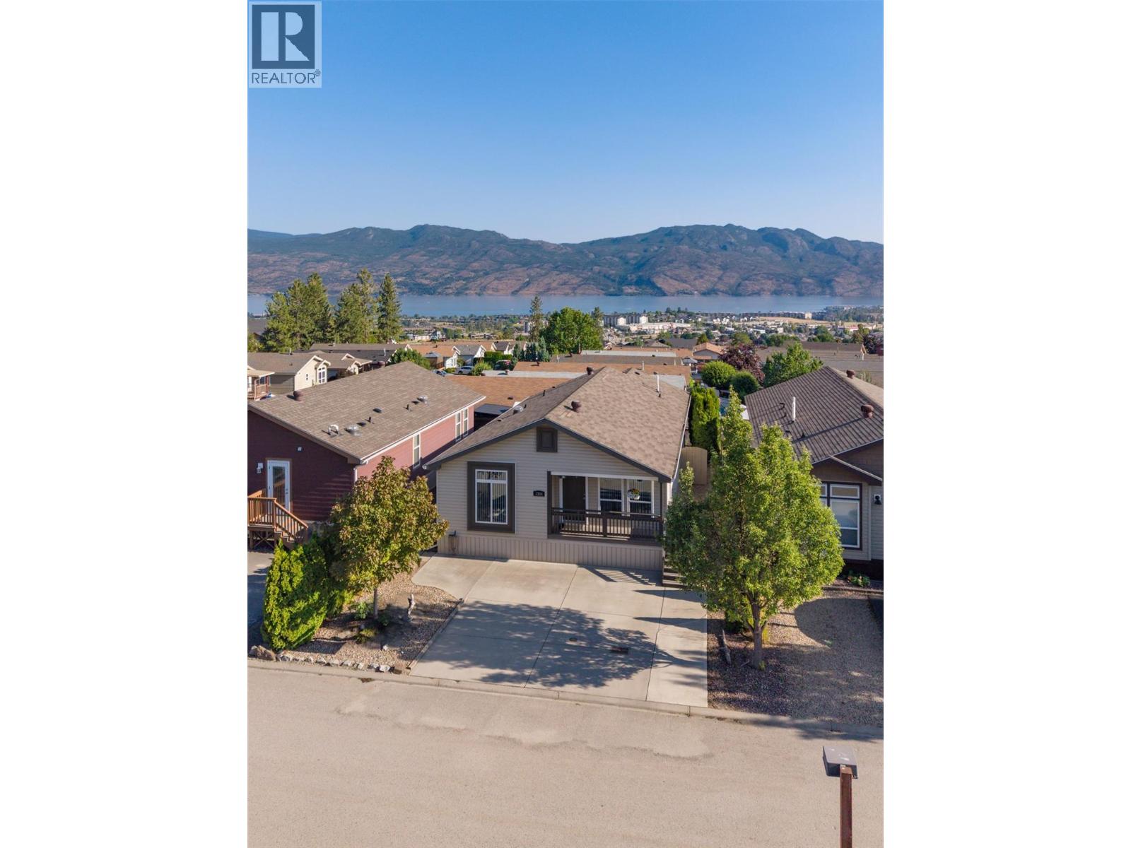 2440 Old Okanagan Highway Unit# 1304