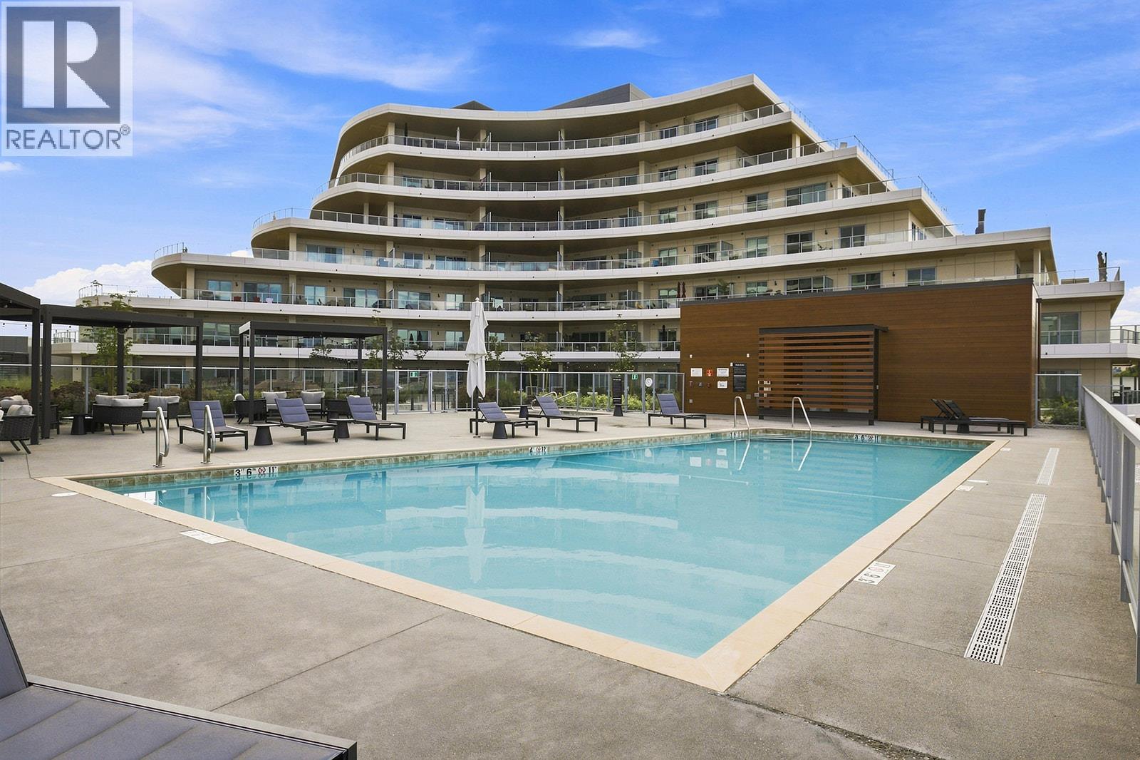 3300 Lakeshore Drive Unit# 1101