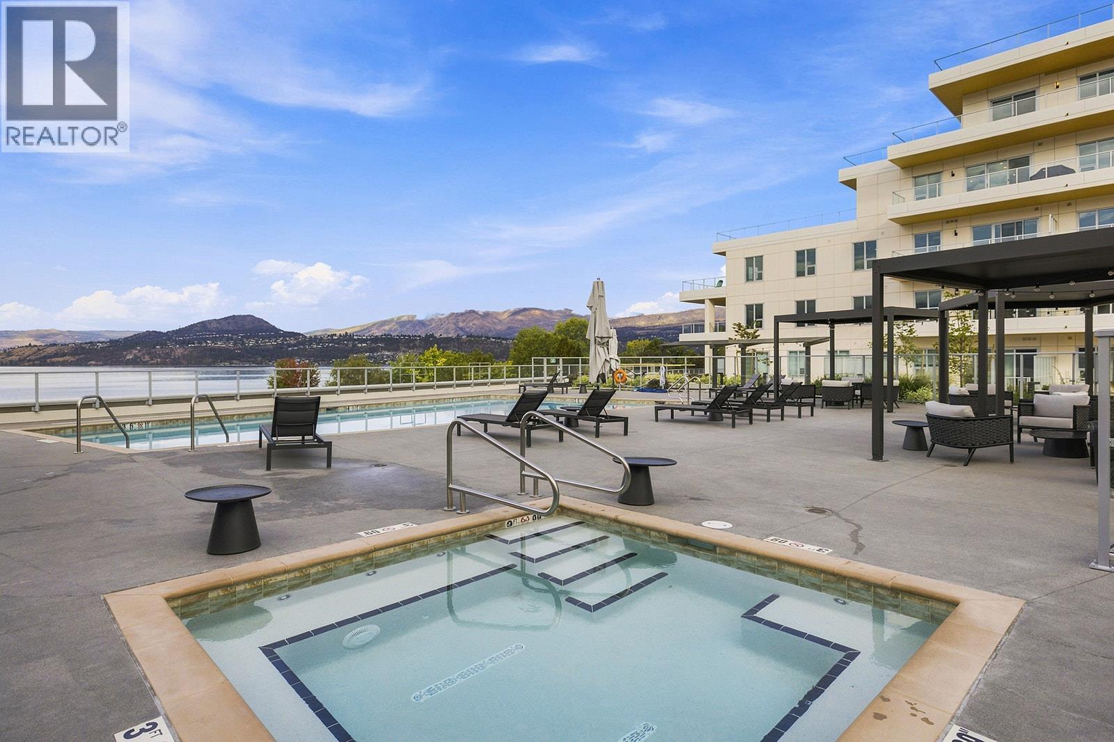 3300 Lakeshore Drive Unit# 1101