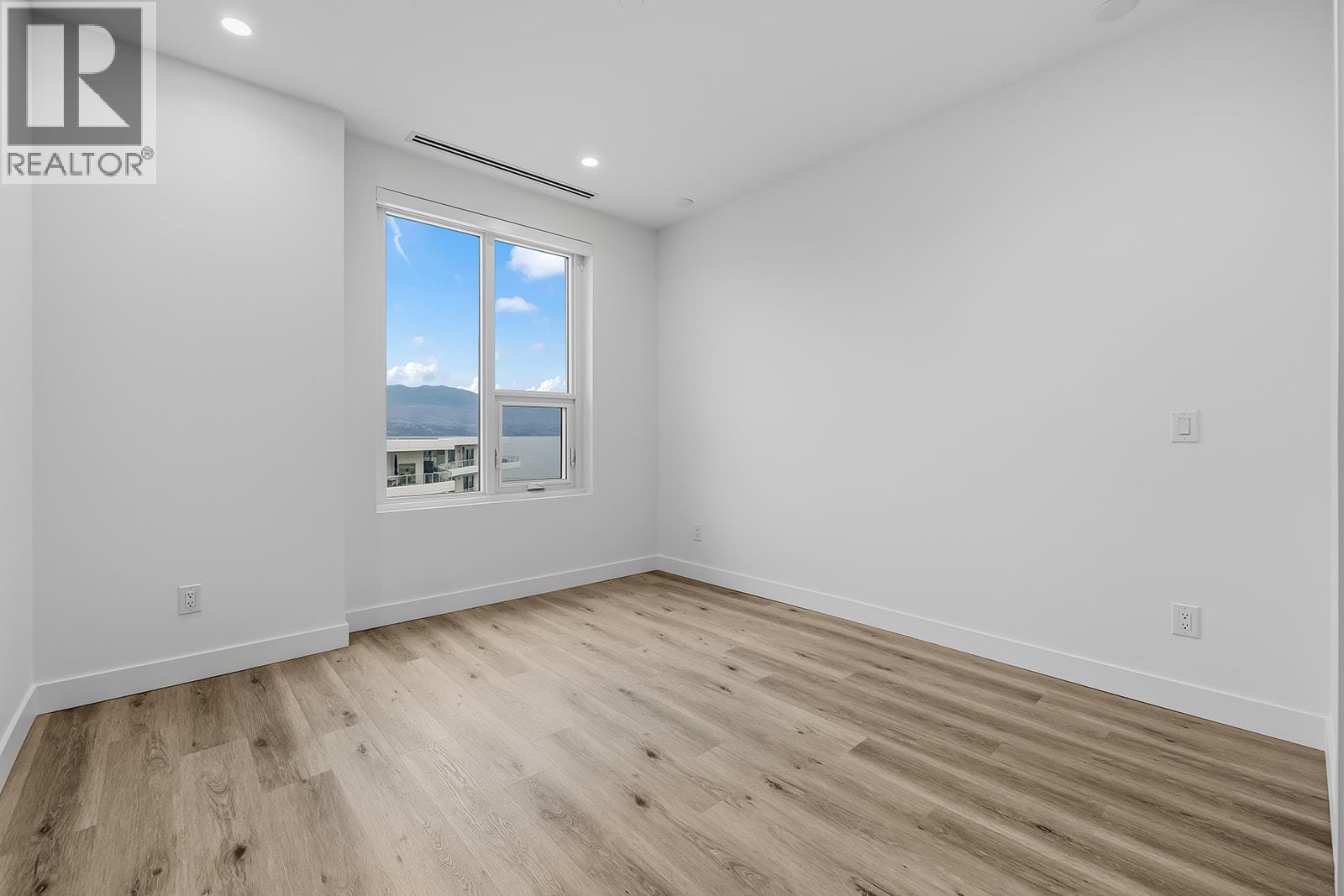 3300 Lakeshore Drive Unit# 1101