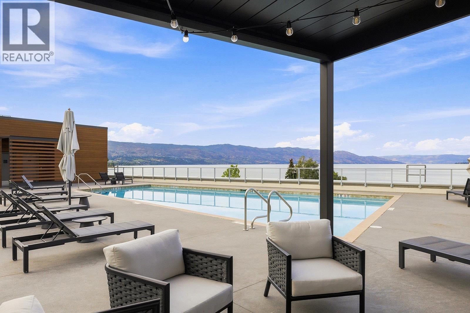 3300 Lakeshore Drive Unit# 1101