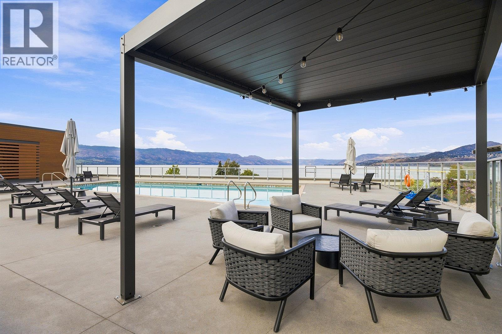 3300 Lakeshore Drive Unit# 1101