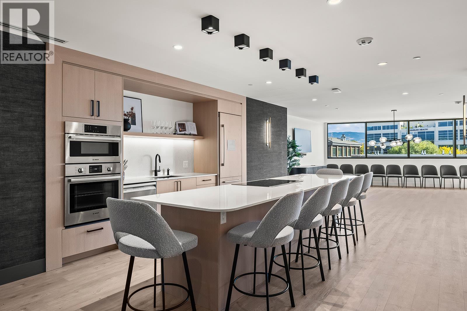 3300 Lakeshore Drive Unit# 1101