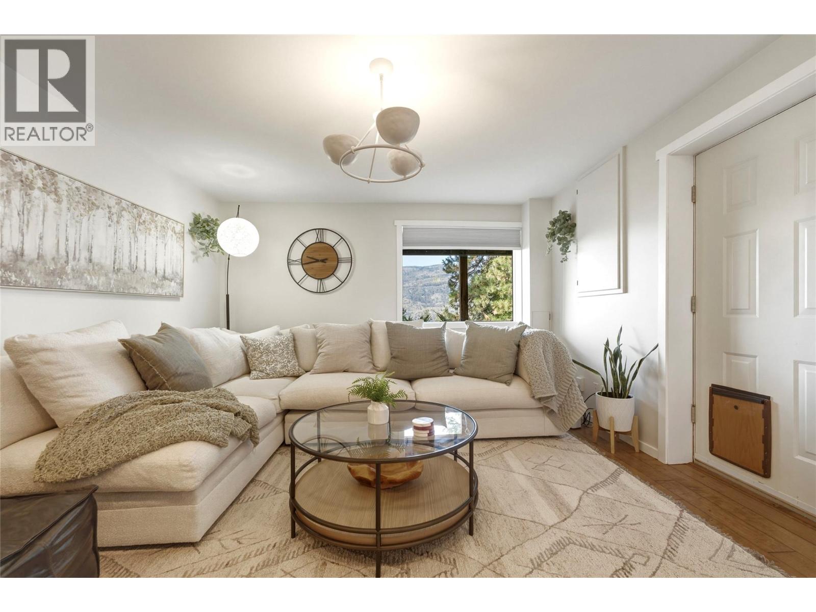 1934 Paly Road