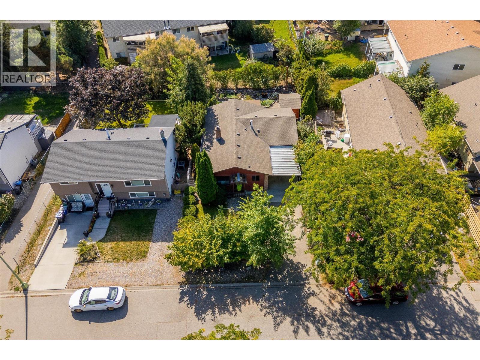 1485 Leaside Avenue
