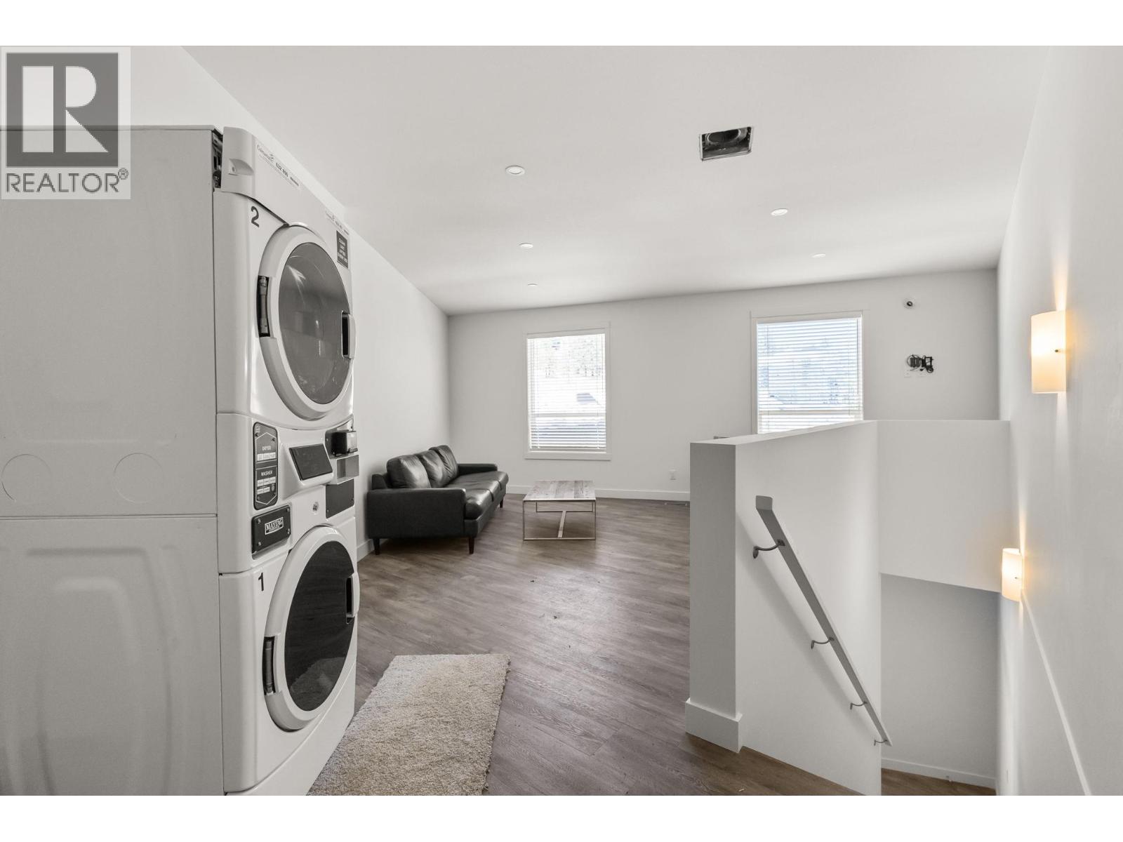 610 Academy Way Unit# 109