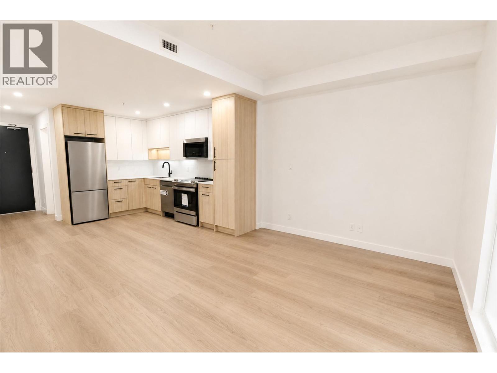 1380 Pridham Avenue Unit# 409