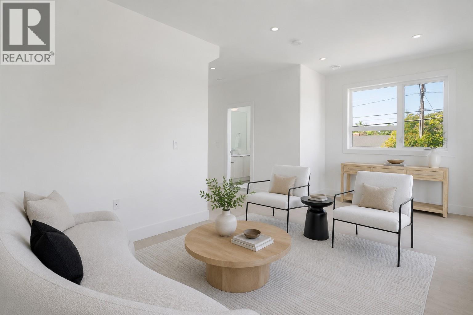 235 Taylor Road Unit# 7