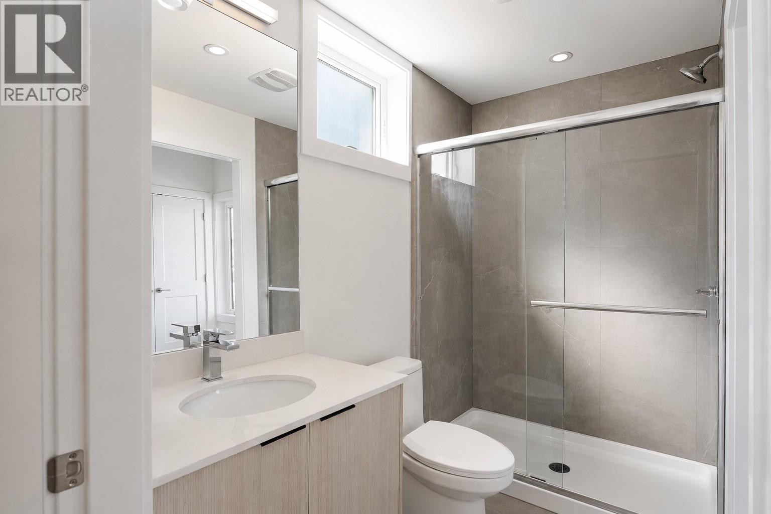 235 Taylor Road Unit# 7