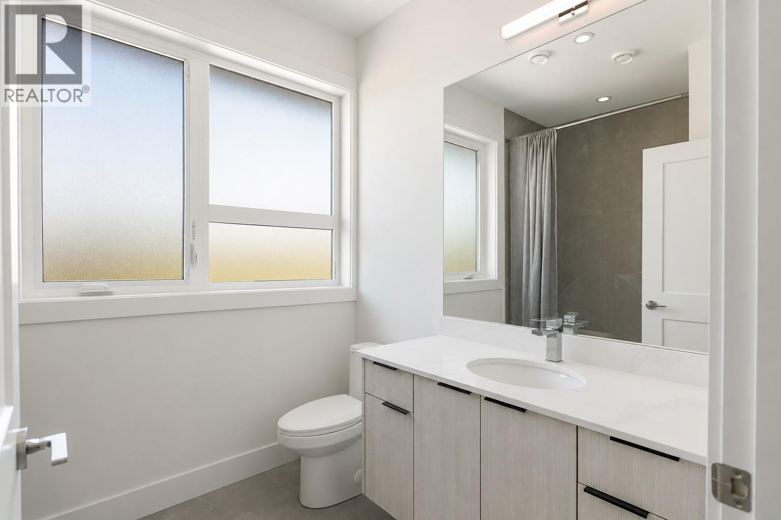 235 Taylor Road Unit# 7