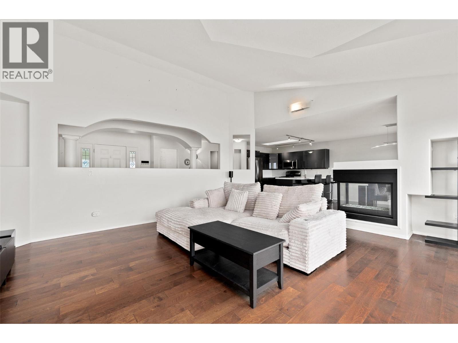 1525 Bear Creek Road Unit# 14