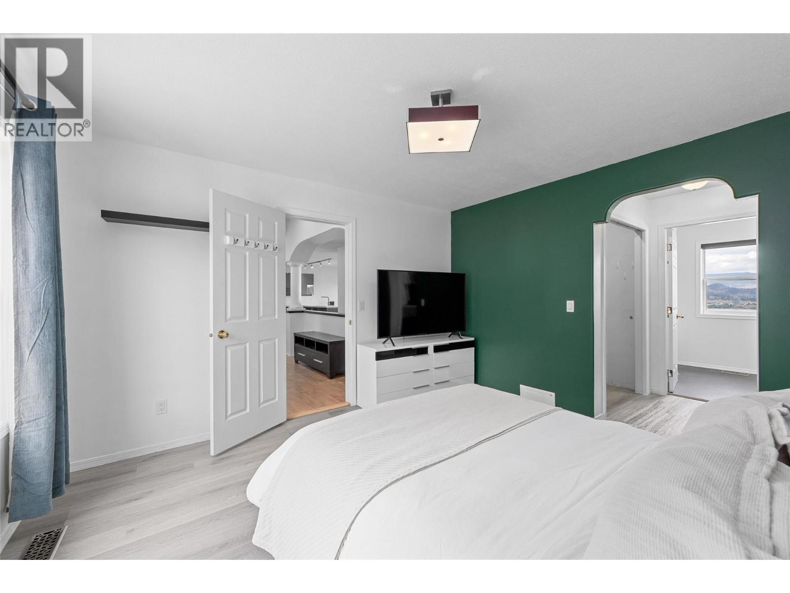 1525 Bear Creek Road Unit# 14