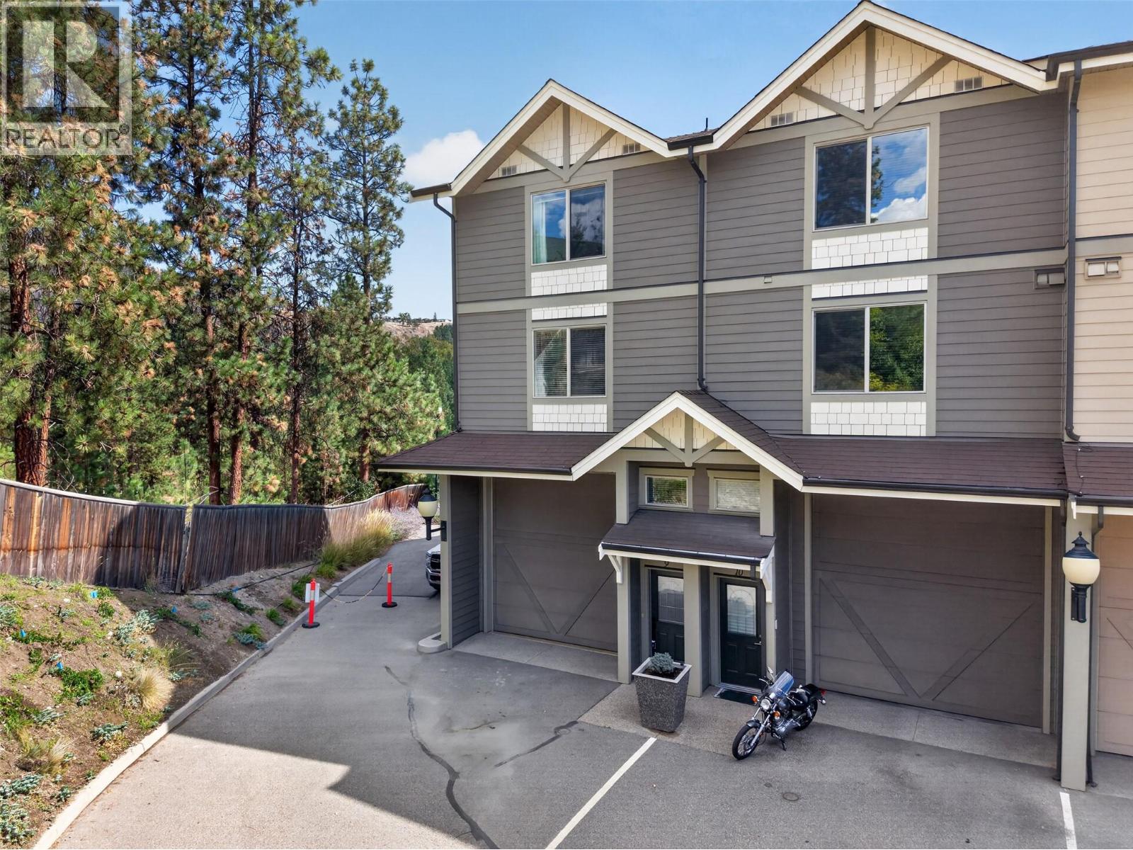 3359 Cougar Road Unit# 9
