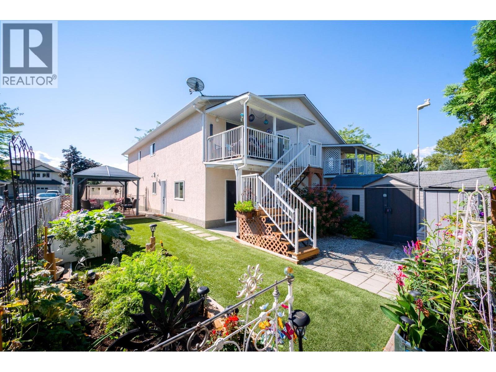 416 Sumac Road E