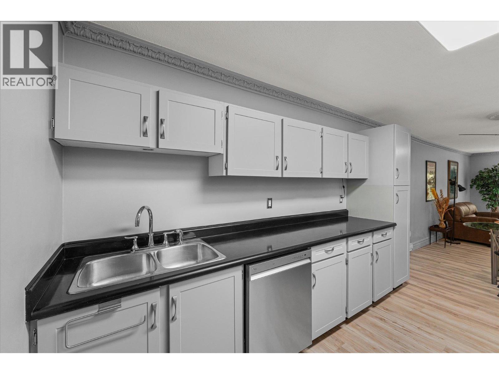 1903 Lindahl Street Unit# 106