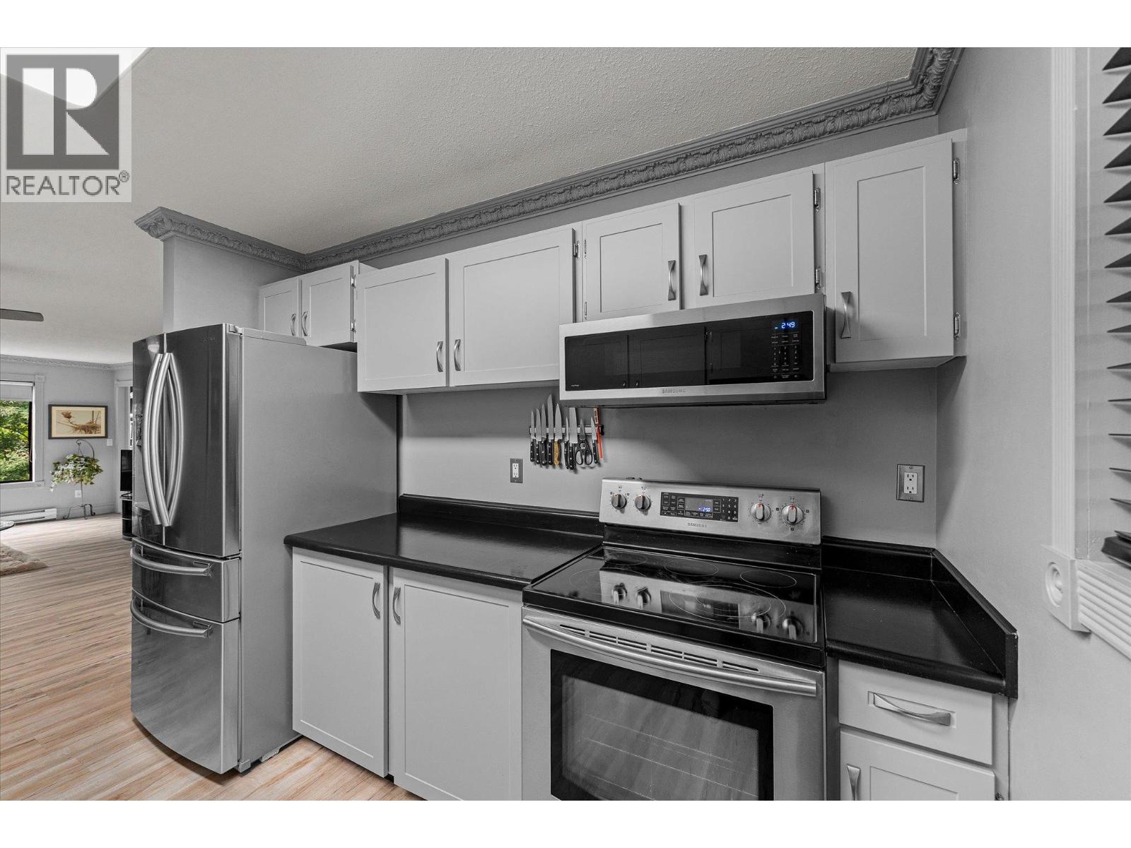 1903 Lindahl Street Unit# 106