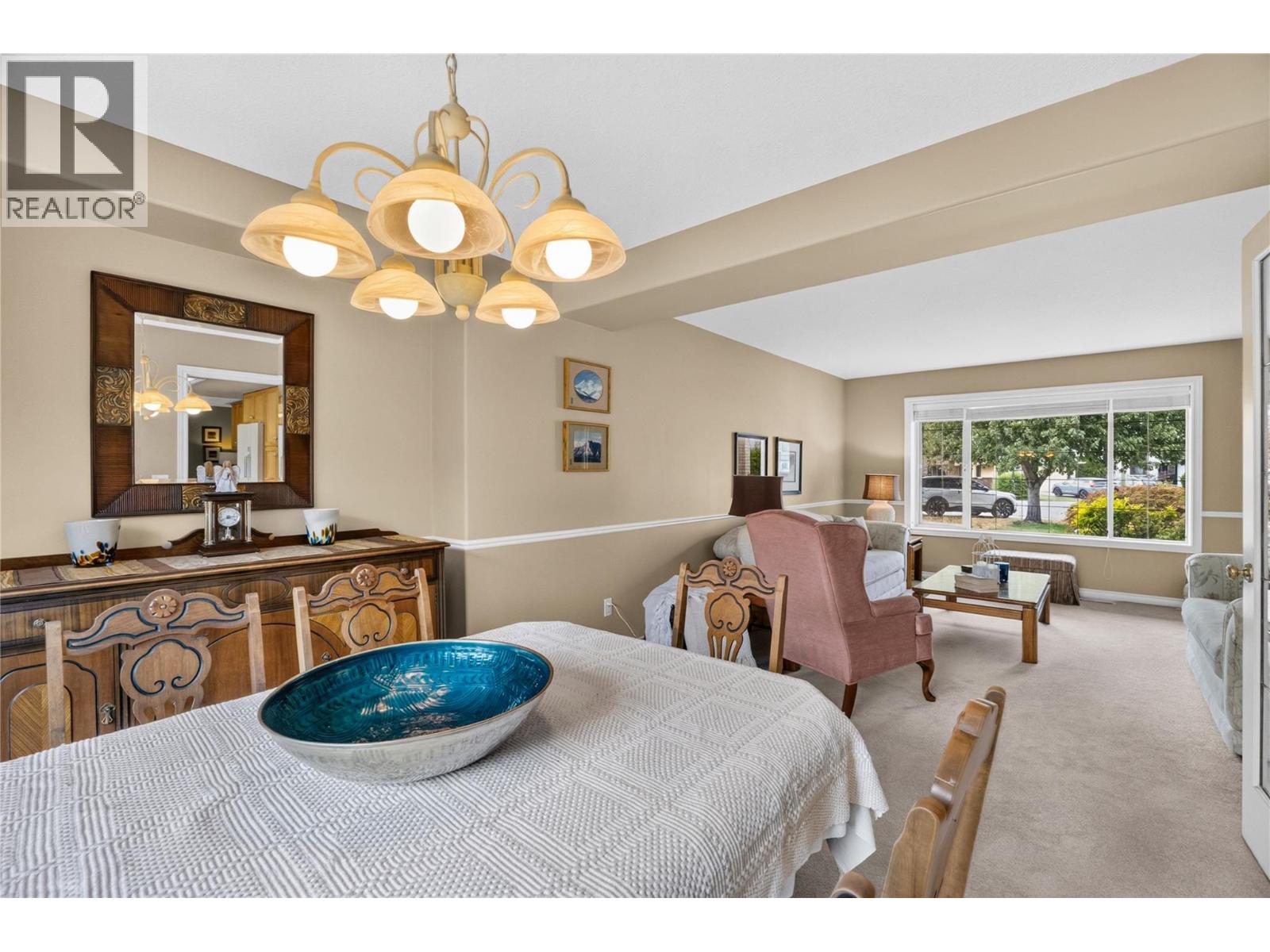 4015 Logie Court