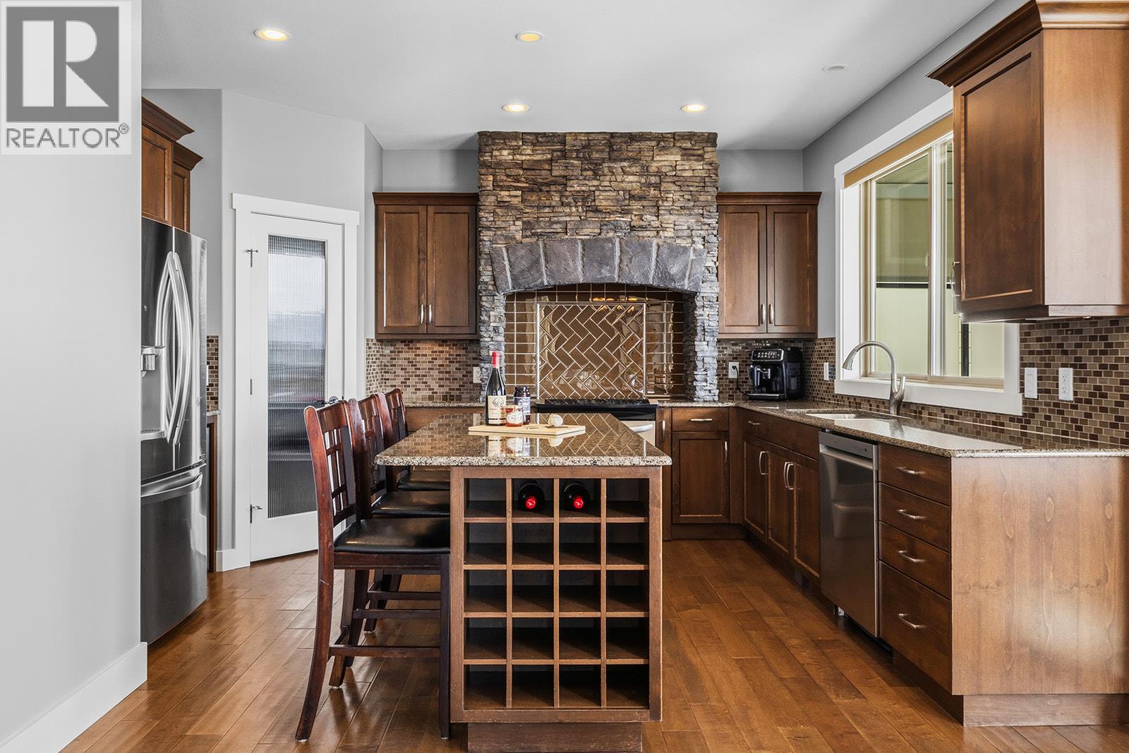 3162 Saddleback Place