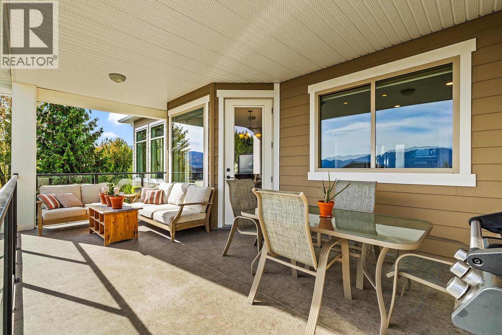 3162 Saddleback Place
