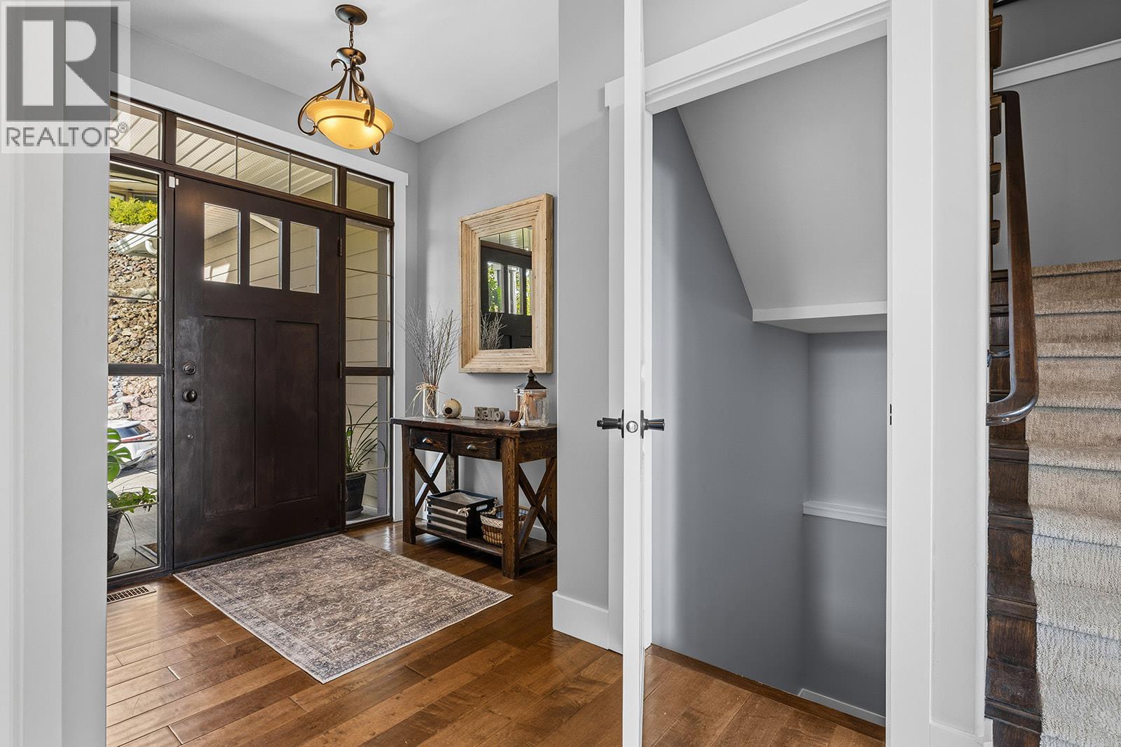 3162 Saddleback Place