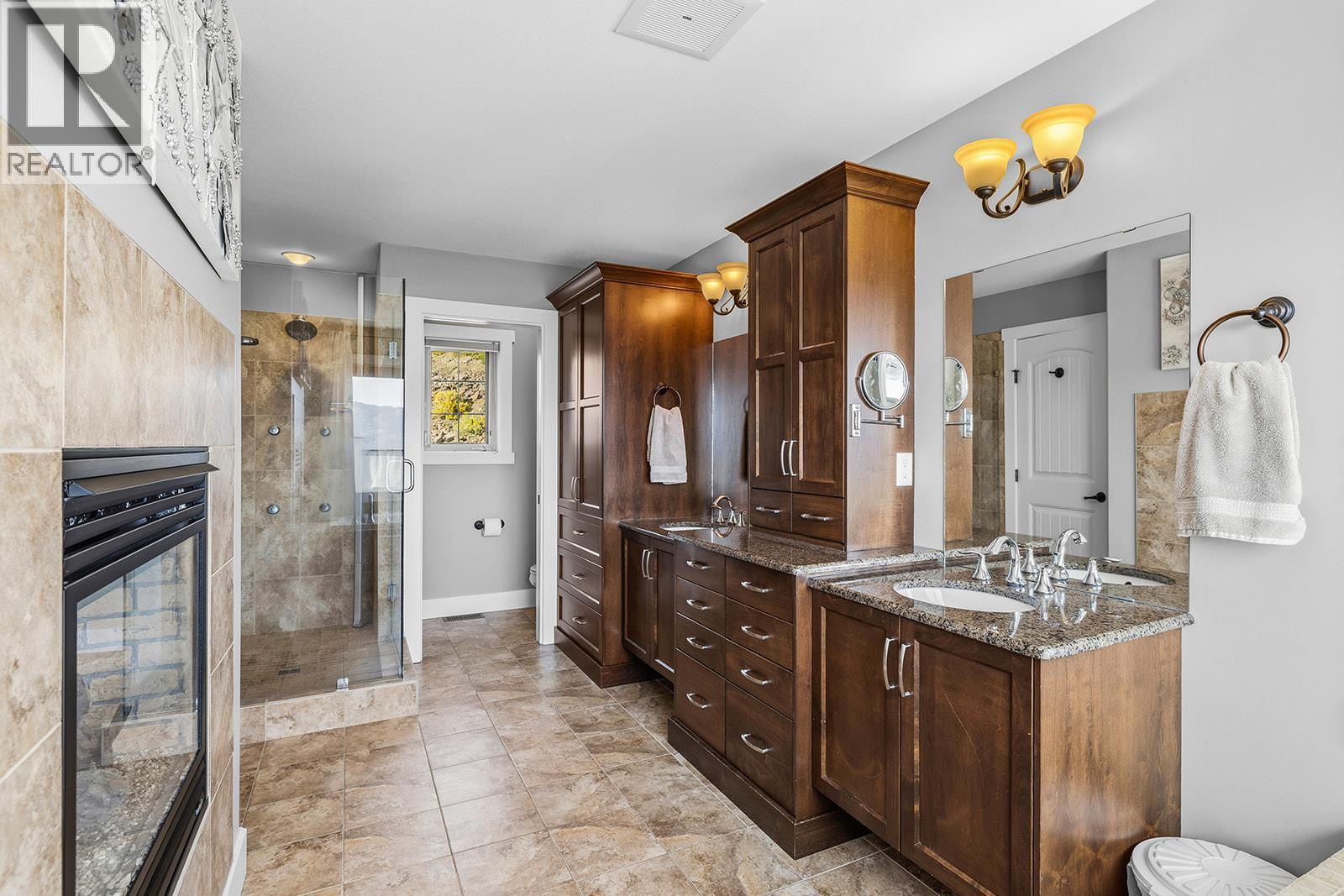 3162 Saddleback Place