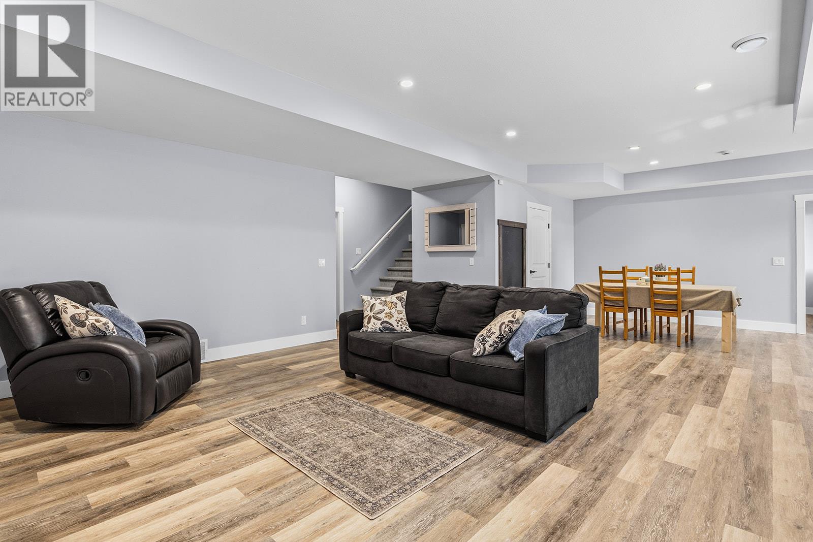 3162 Saddleback Place
