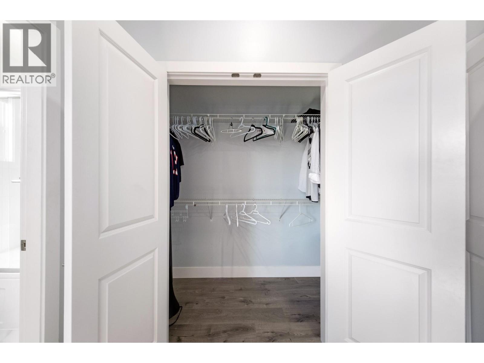 825 Cadder Avenue Unit# 4
