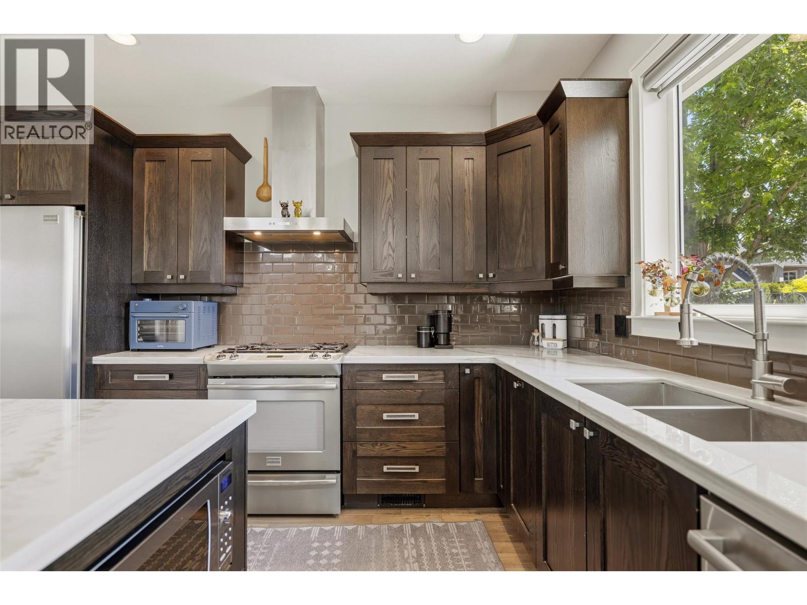 147 Skyland Drive