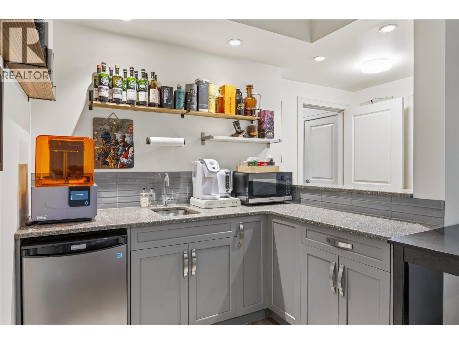 147 Skyland Drive