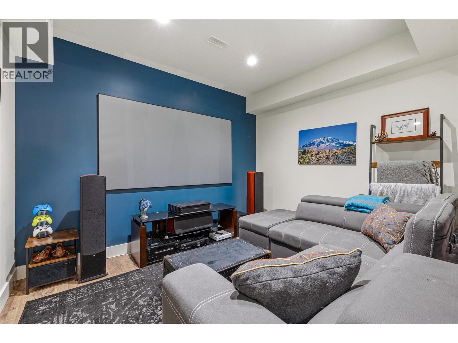 147 Skyland Drive