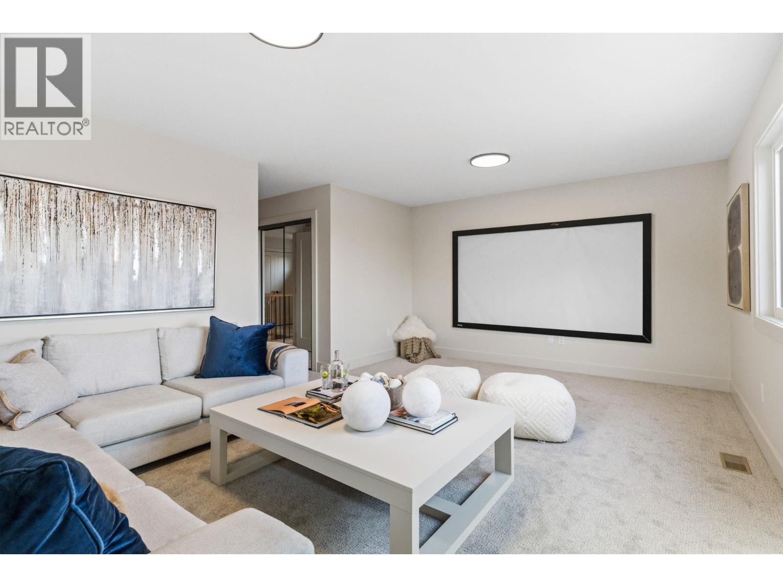 485 Sheila Crescent
