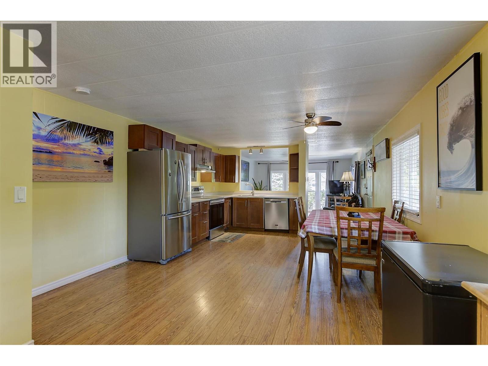 2001 97 Highway S Unit# 14