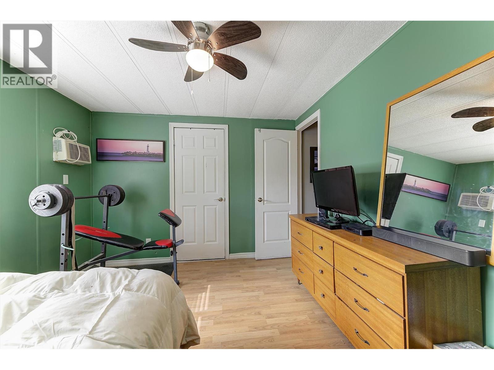 2001 97 Highway S Unit# 14
