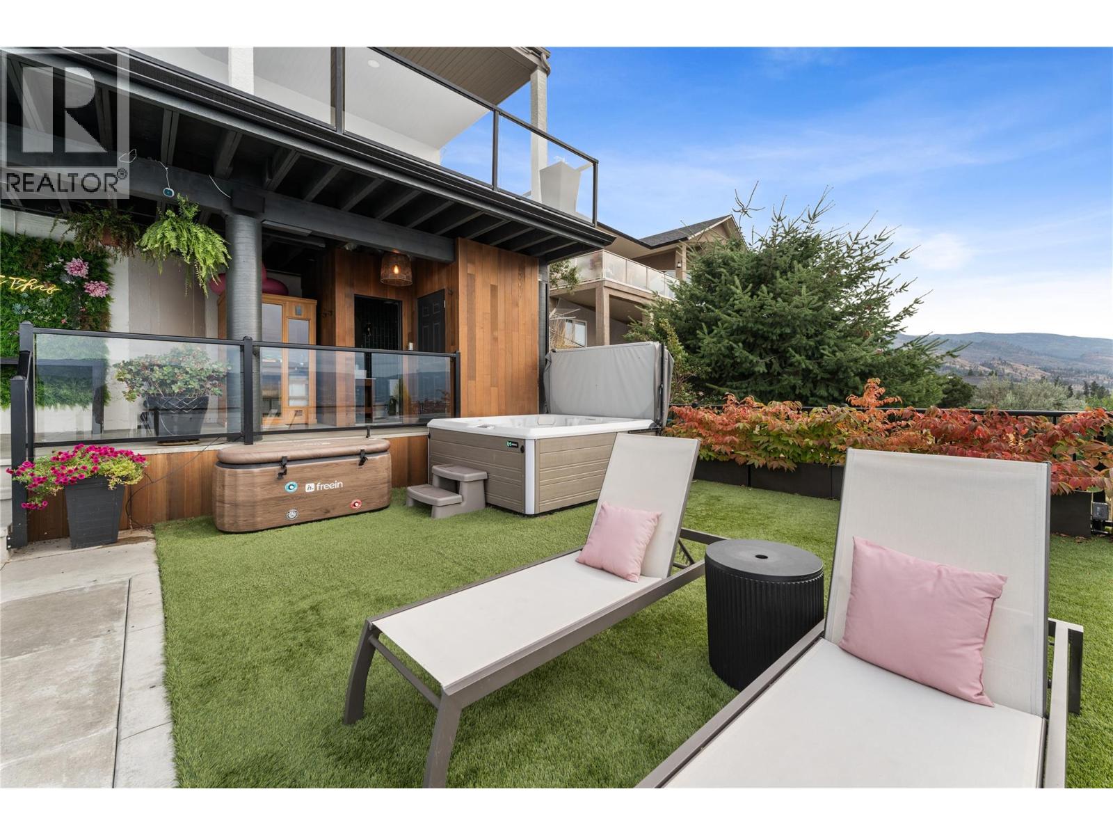 408 Okaview Road
