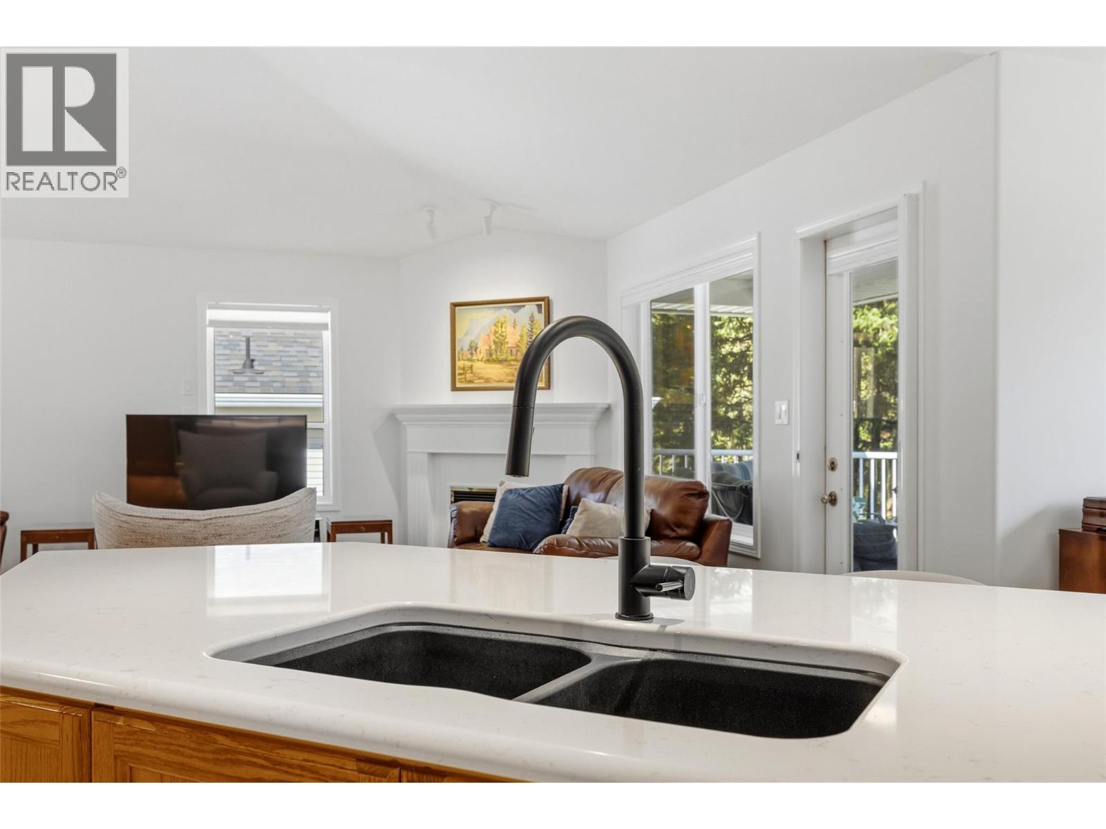 3825 Glen Canyon Drive Unit# 118