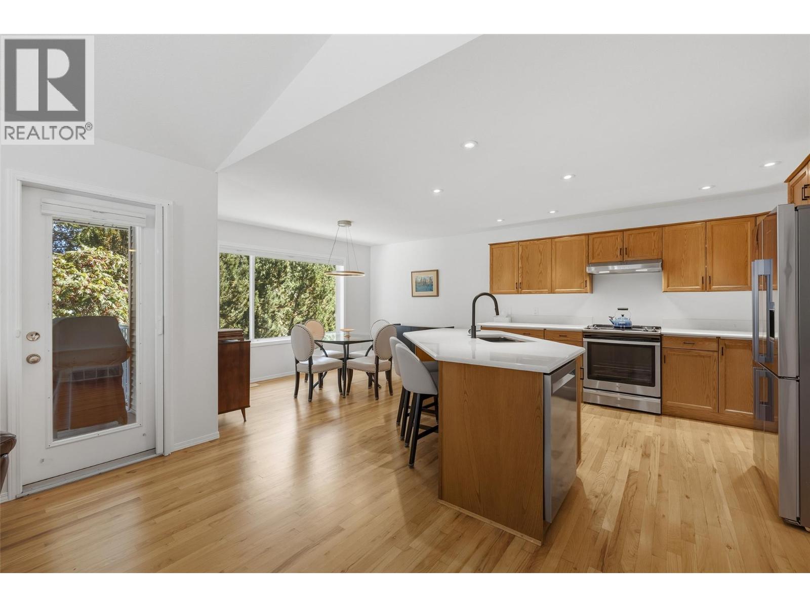 3825 Glen Canyon Drive Unit# 118