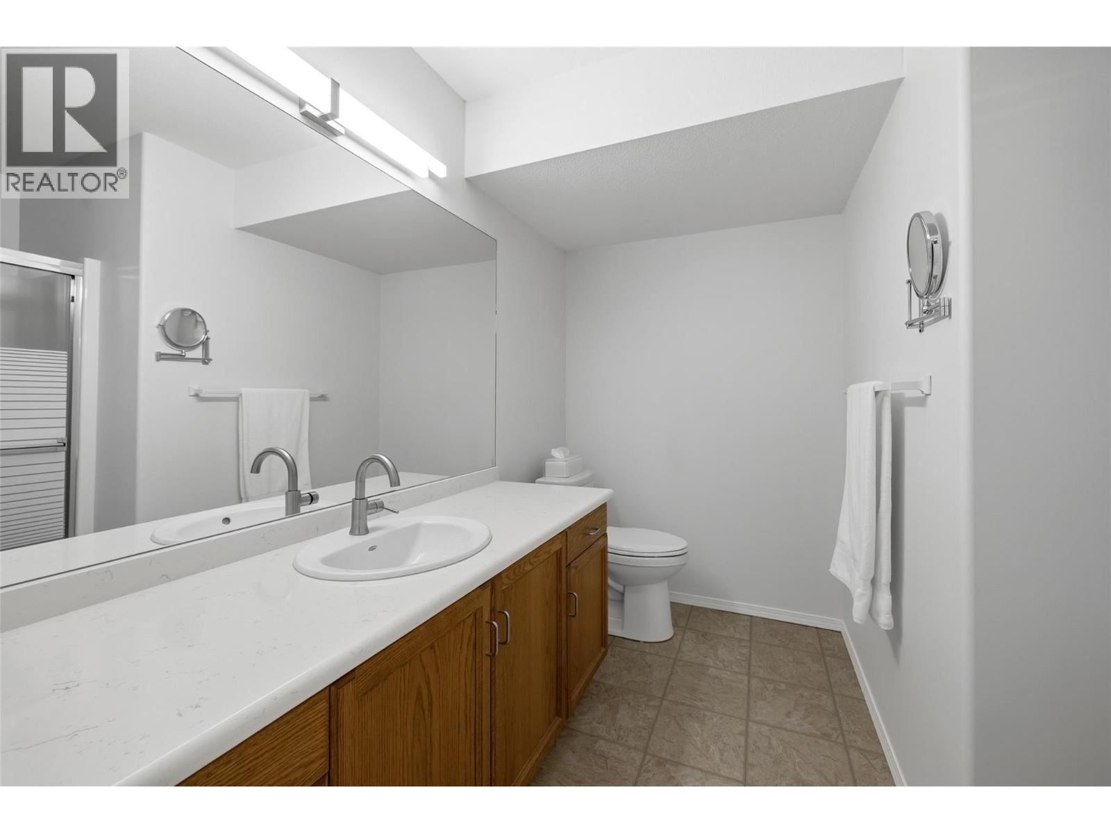 3825 Glen Canyon Drive Unit# 118