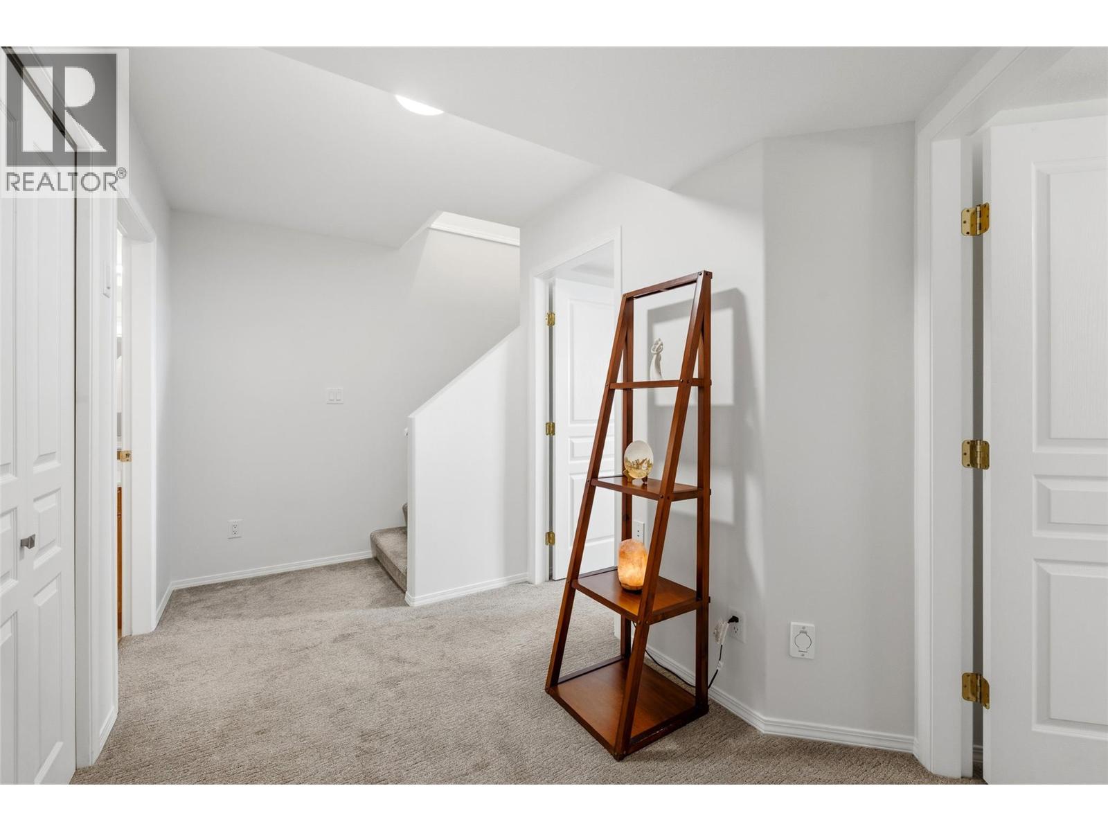 3825 Glen Canyon Drive Unit# 118