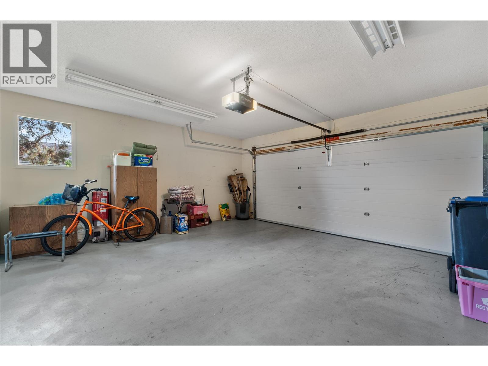 950 Lanfranco Road Unit# 77