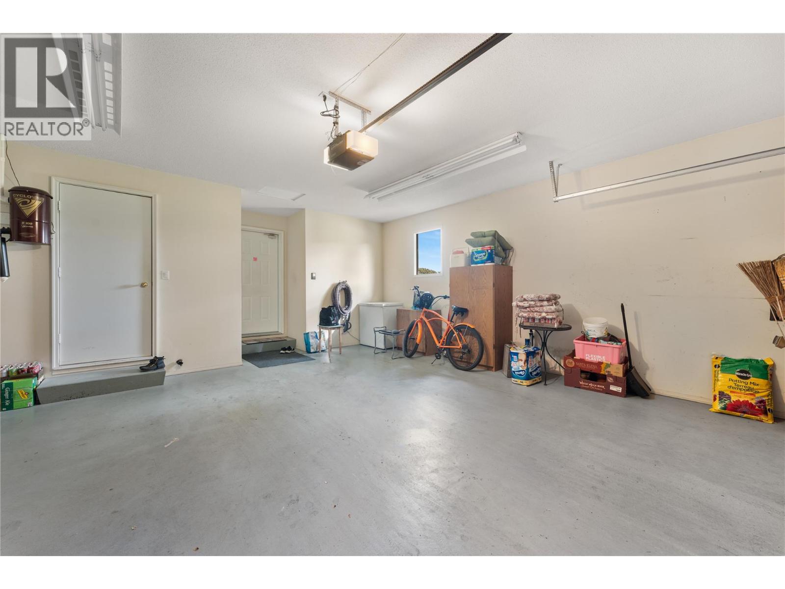 950 Lanfranco Road Unit# 77