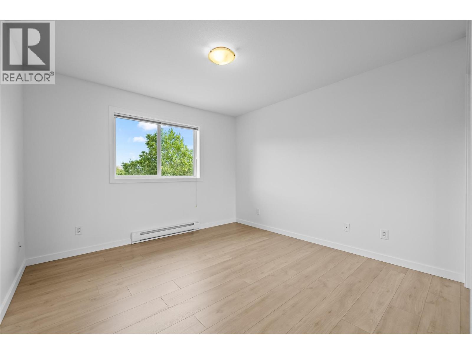 135 Ziprick Road Unit# 302