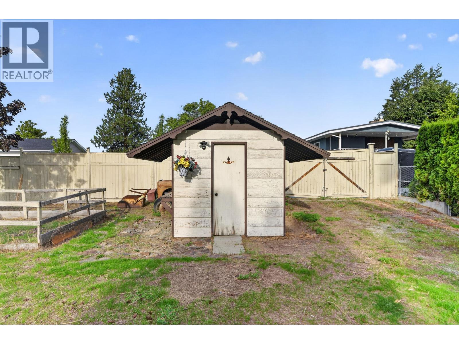 4685 Westridge Drive